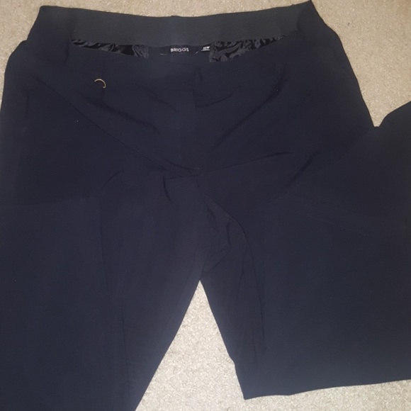 Briggs Pants - 🌼Black slacks!!🌼